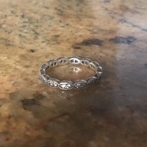 Pandora Sparking Leaves Ring